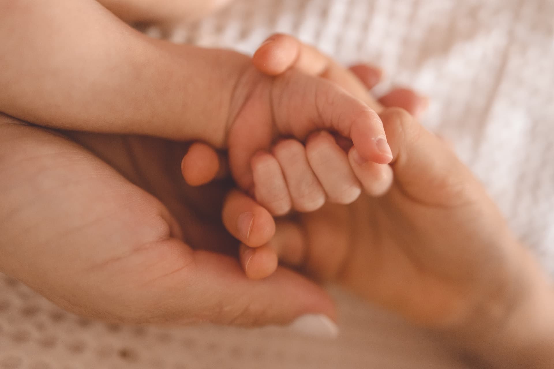 Семейные, детские и съёмки беременности в Кишинёве без скованности и с помощью в позировании